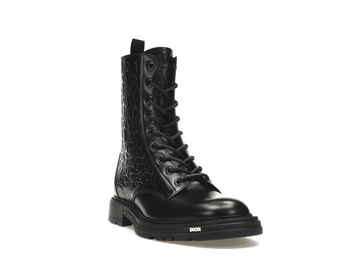 Vue 7 de Dior Explorer 2 Boots Black Dior Oblique Embossed
