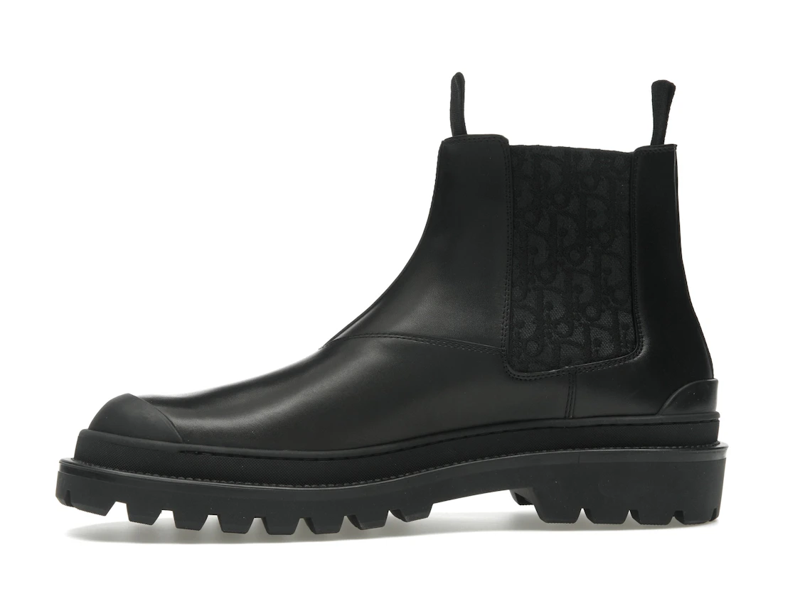 Vue 18 de Dior Explorer Chelsea Boot Black Black Dior Oblique Motif