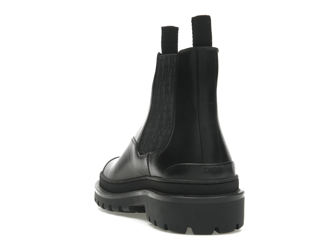Vue 26 de Dior Explorer Chelsea Boot Black Black Dior Oblique Motif