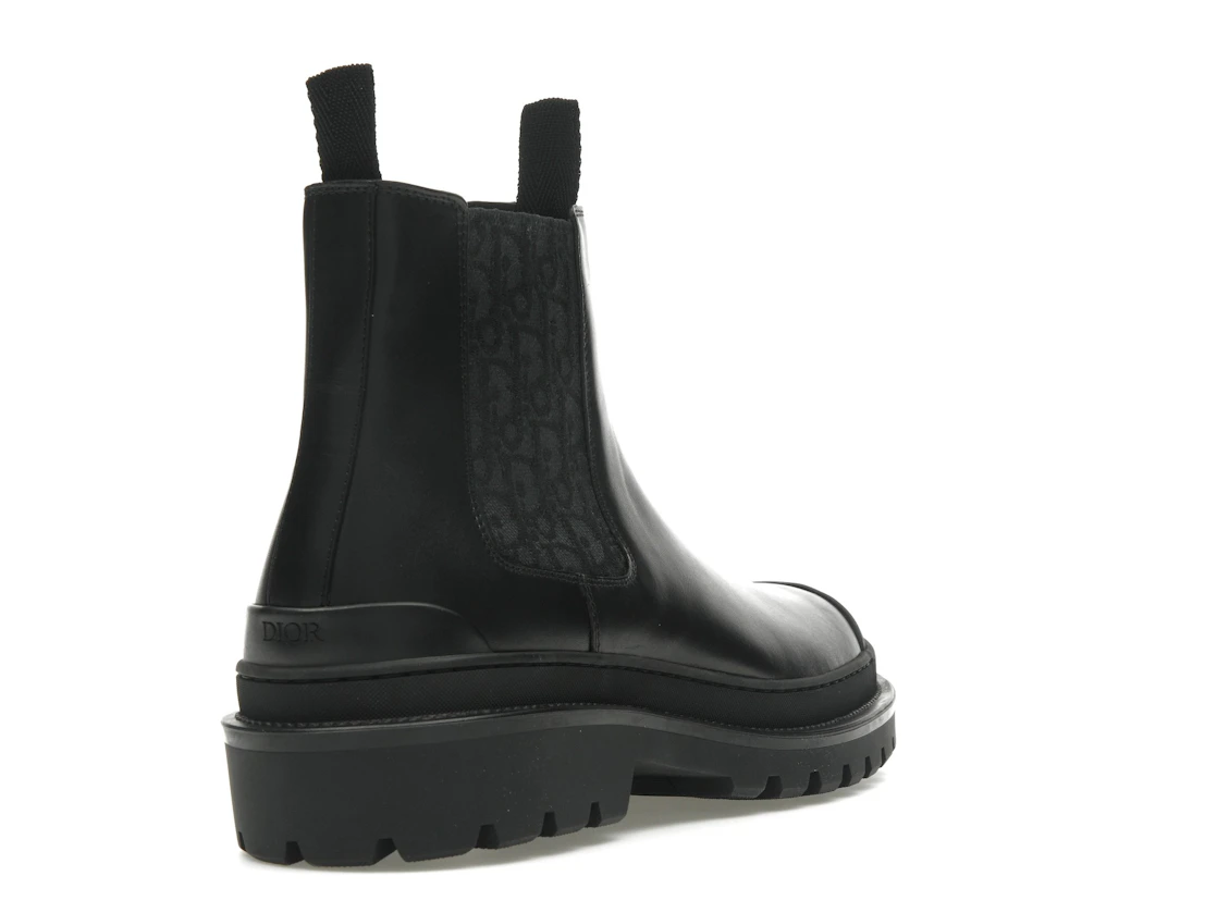 Vue 31 de Dior Explorer Chelsea Boot Black Black Dior Oblique Motif