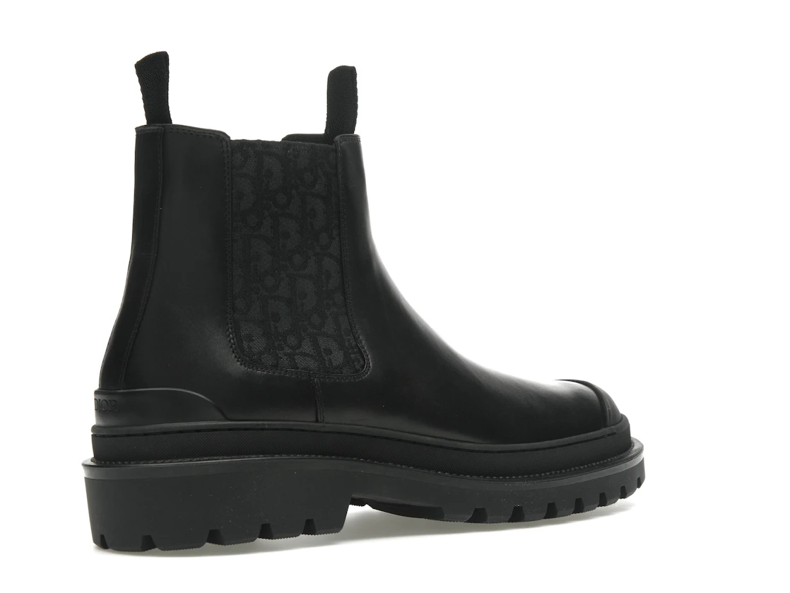 Vue 33 de Dior Explorer Chelsea Boot Black Black Dior Oblique Motif