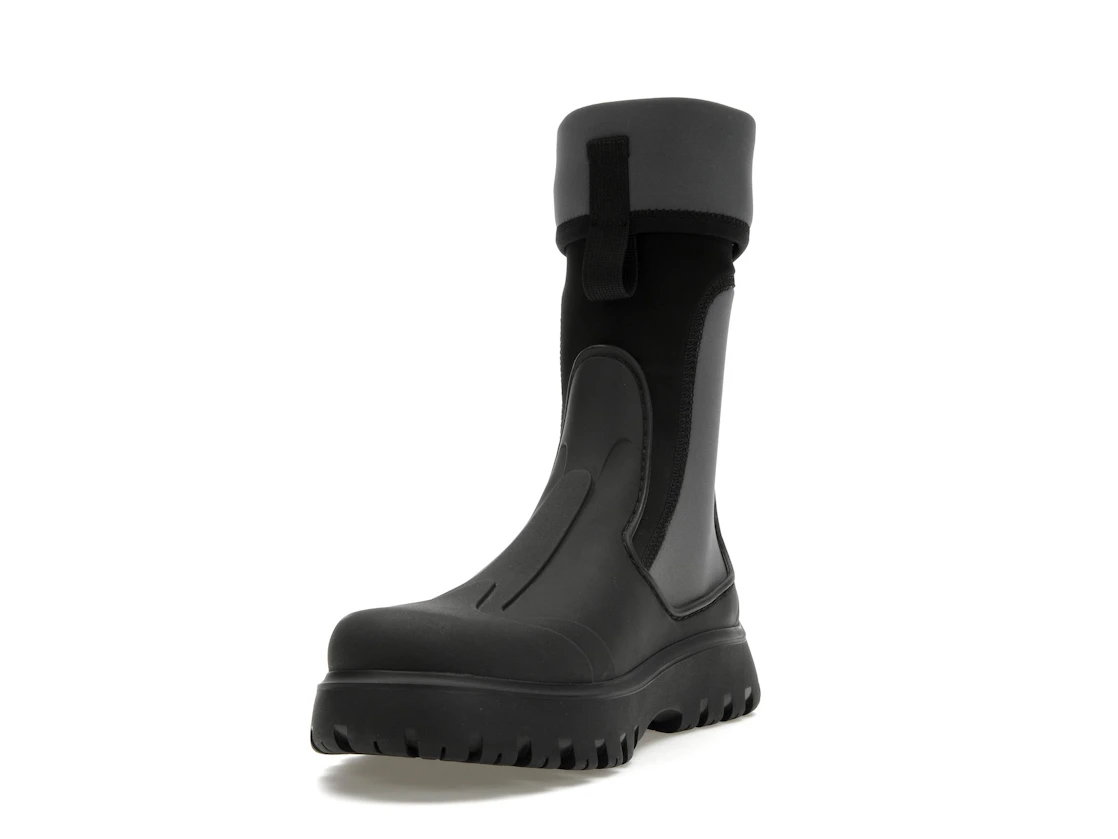 Vue 13 de Dior Garden Ankle Boot Black