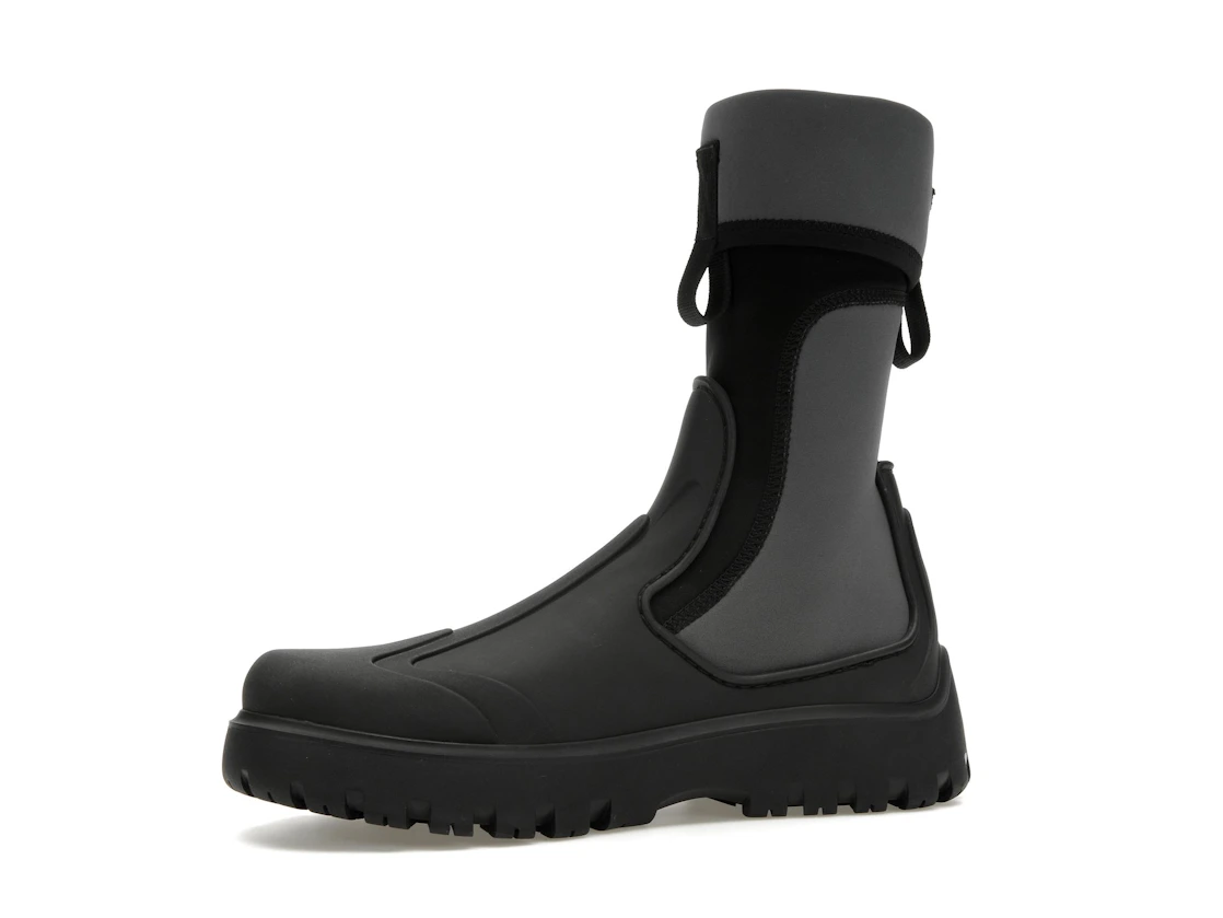 Vue 17 de Dior Garden Ankle Boot Black