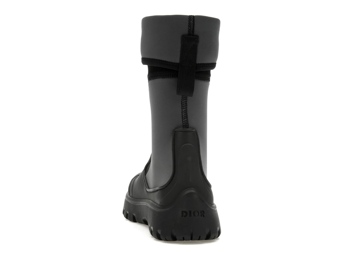Vue 27 de Dior Garden Ankle Boot Black