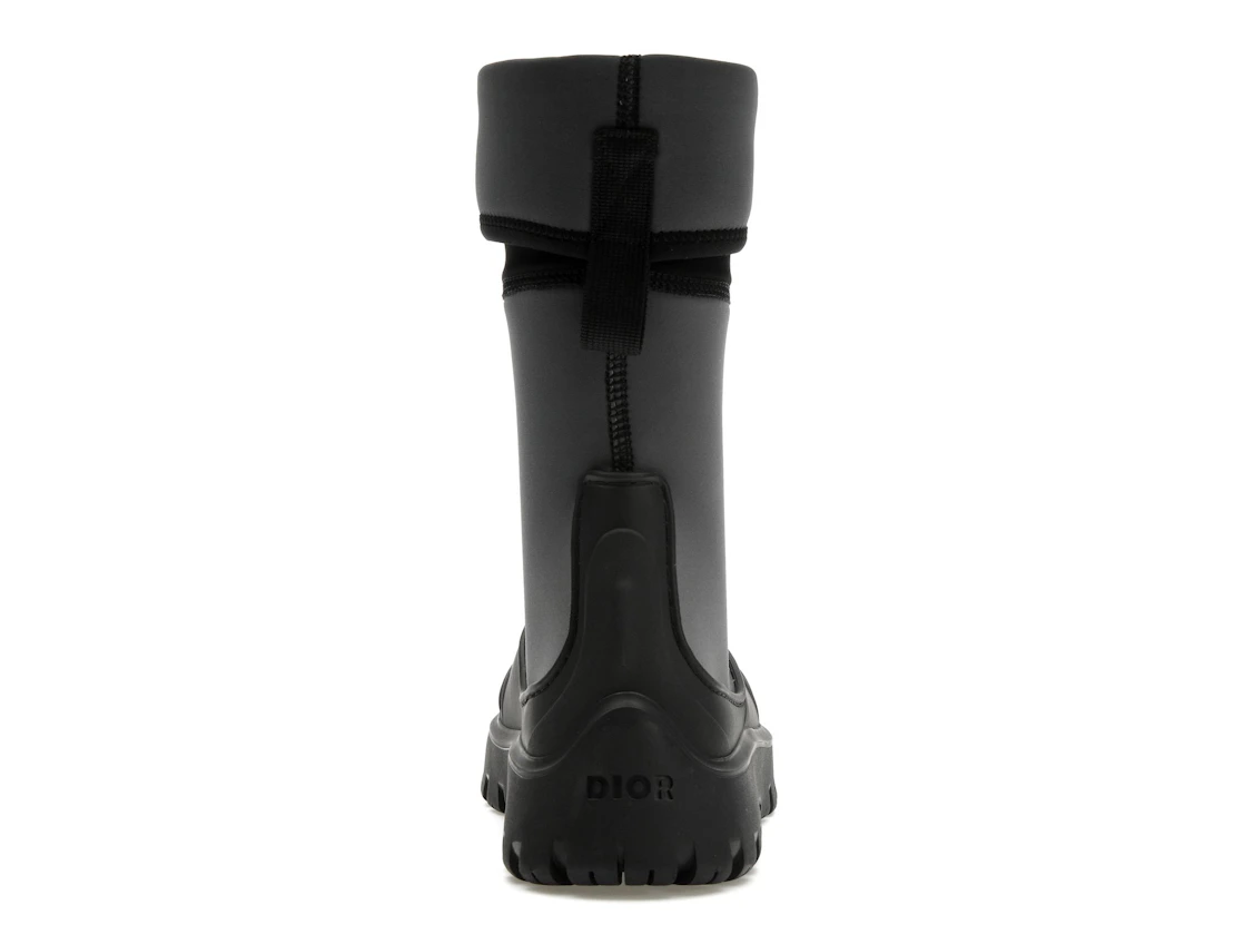 Vue 28 de Dior Garden Ankle Boot Black