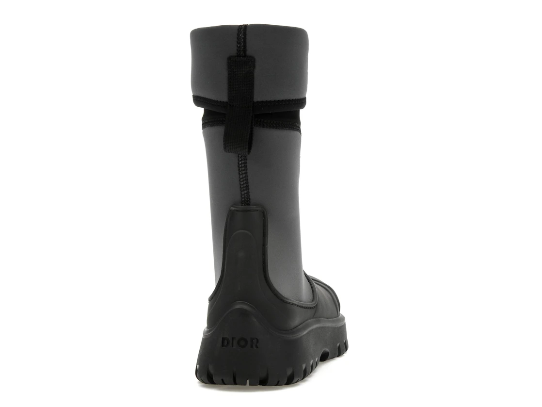 Vue 29 de Dior Garden Ankle Boot Black