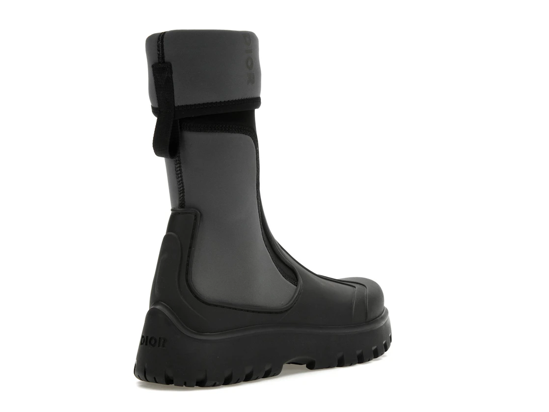 Vue 32 de Dior Garden Ankle Boot Black