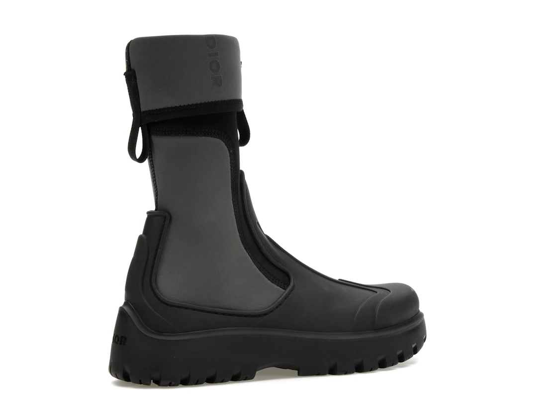 Vue 34 de Dior Garden Ankle Boot Black