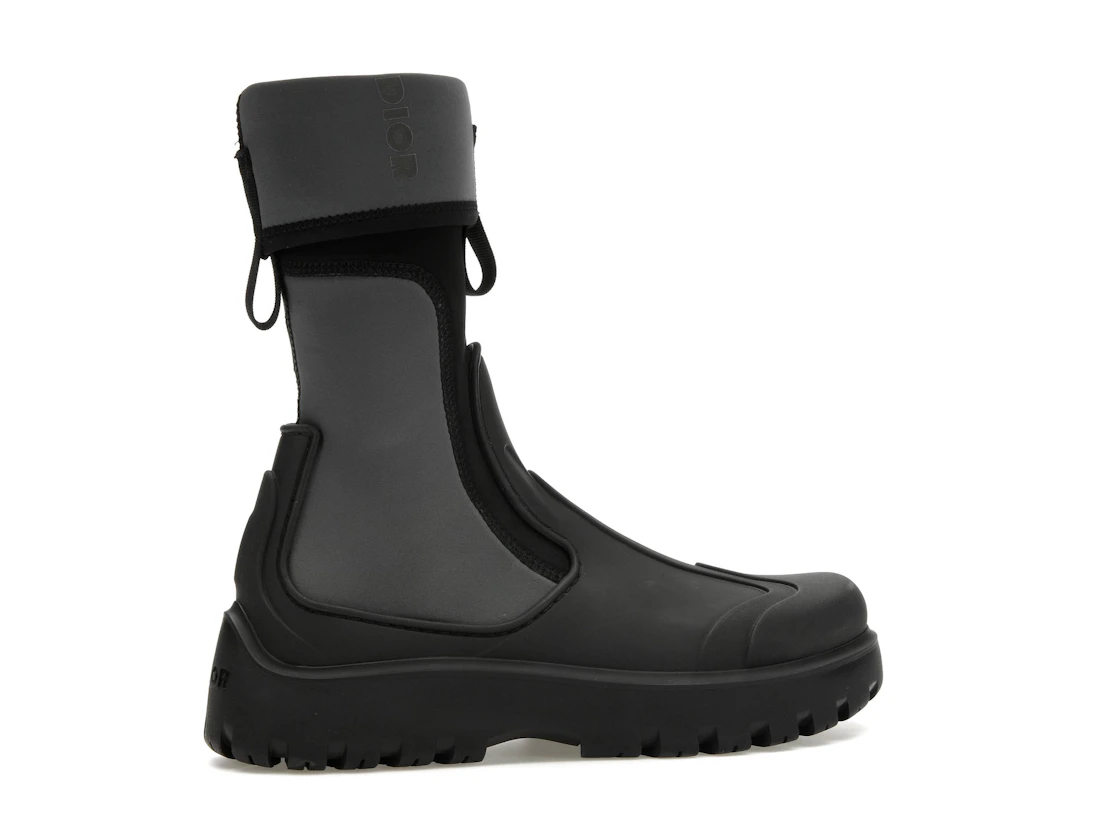 Vue 35 de Dior Garden Ankle Boot Black