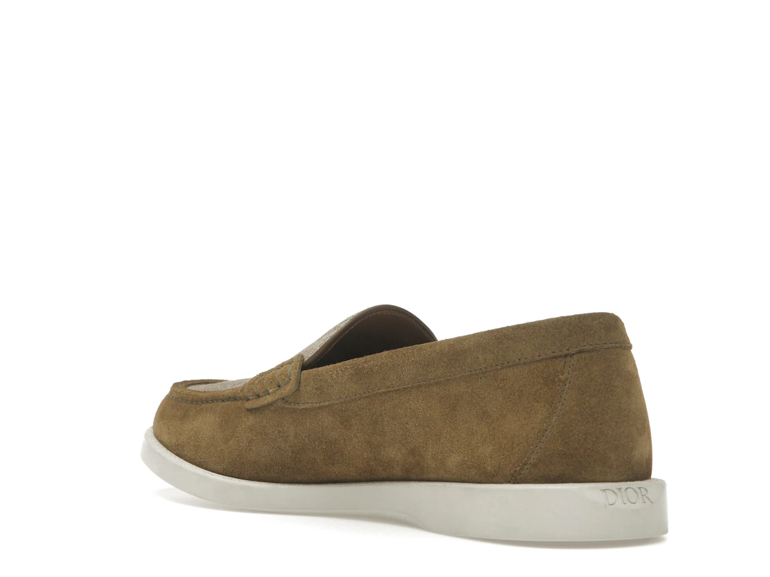 Vue 24 de Dior Granville Loafer Brown Suede