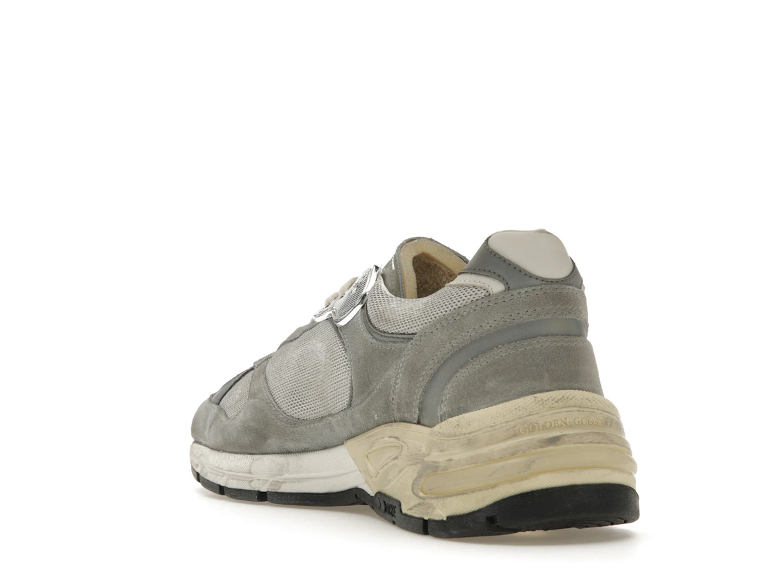 Vue 25 de Golden Goose Running Dad Grey