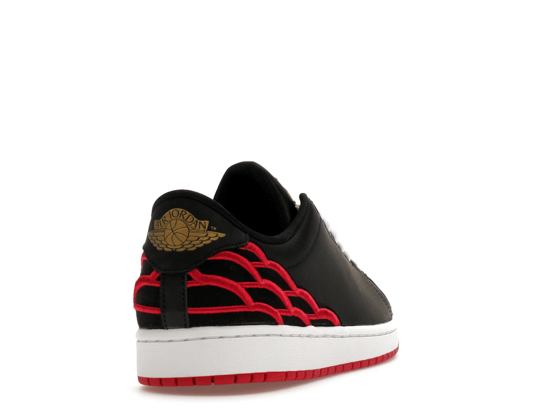 Vue 30 de Jordan 1 Centre Court Black Pink White