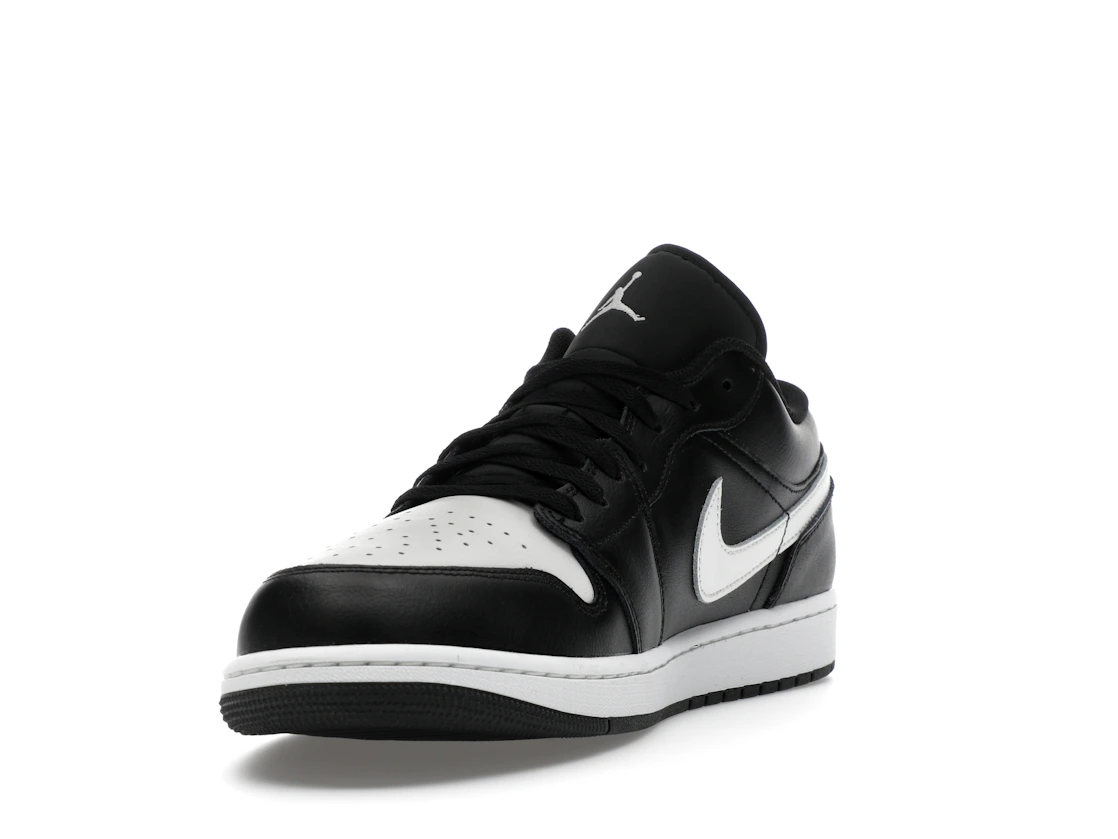 Vue 13 de Jordan 1 Low Black Summit White