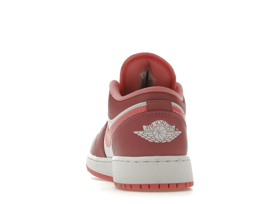 Vue 27 de Jordan 1 Low Desert Berry (GS)