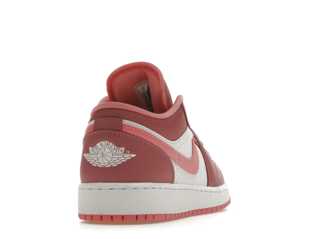 Vue 30 de Jordan 1 Low Desert Berry (GS)