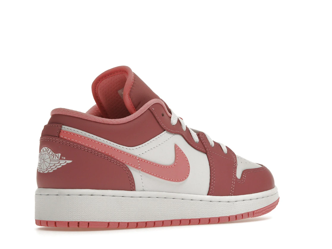 Vue 33 de Jordan 1 Low Desert Berry (GS)