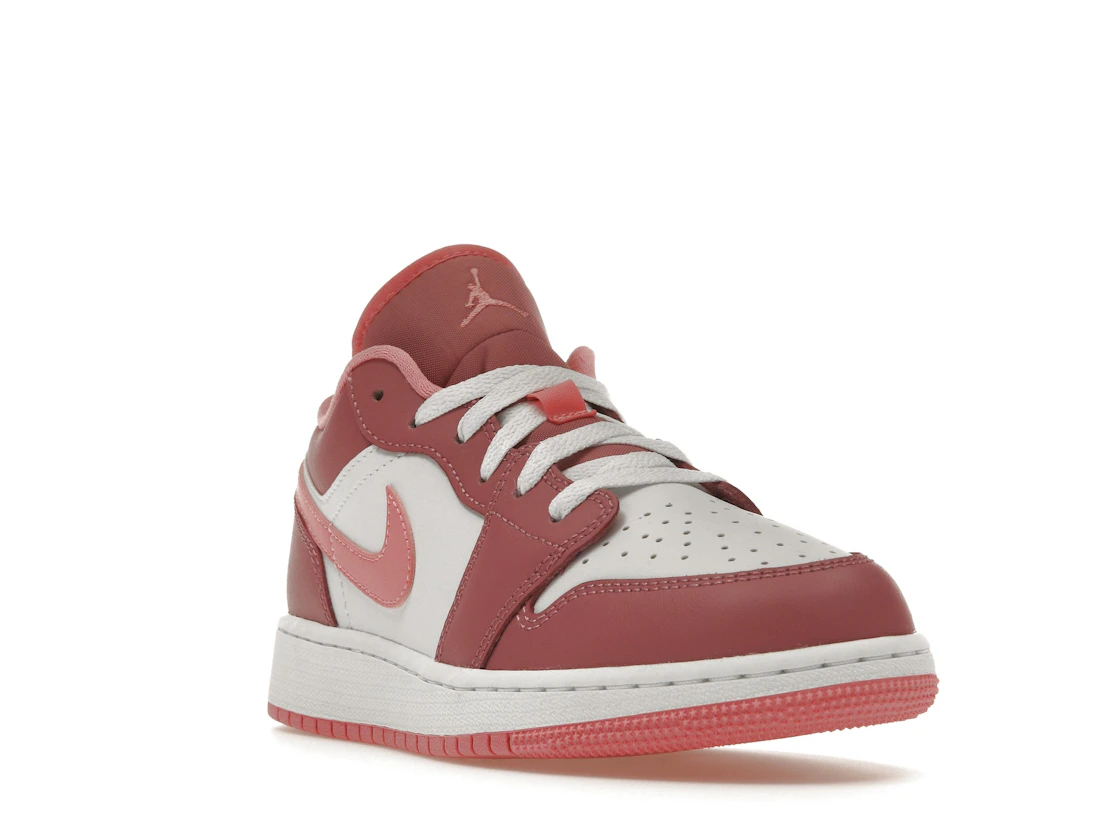 Vue 7 de Jordan 1 Low Desert Berry (GS)