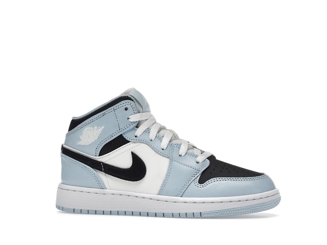 Vue 3 de Jordan 1 Mid Ice Blue (2022) (GS)