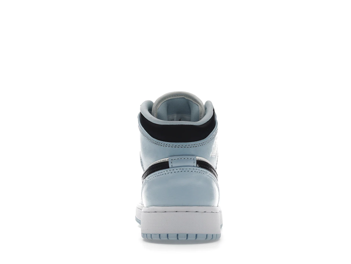 Vue 28 de Jordan 1 Mid Ice Blue (2022) (GS)