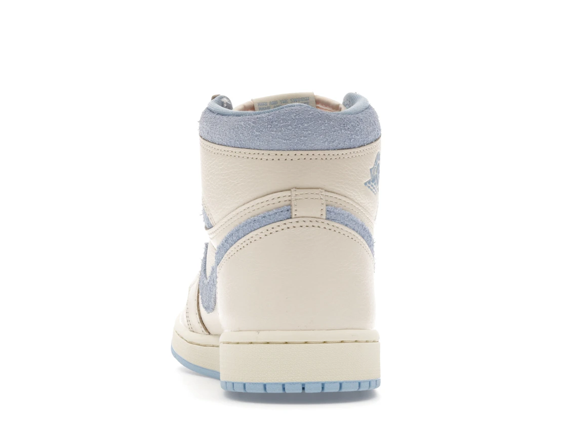 Vue 27 de Jordan 1 Retro High OG Pale Ivory Psychic Blue 