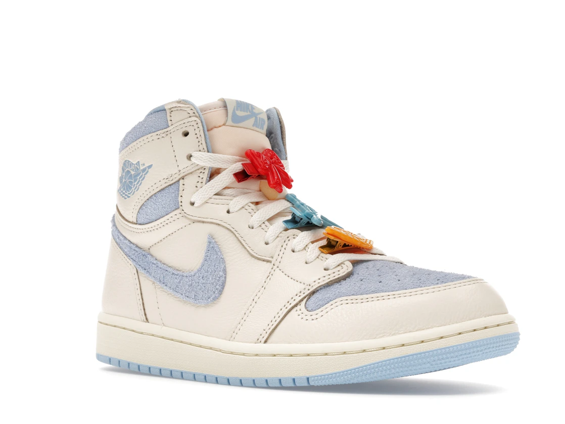 Vue 5 de Jordan 1 Retro High OG Pale Ivory Psychic Blue 