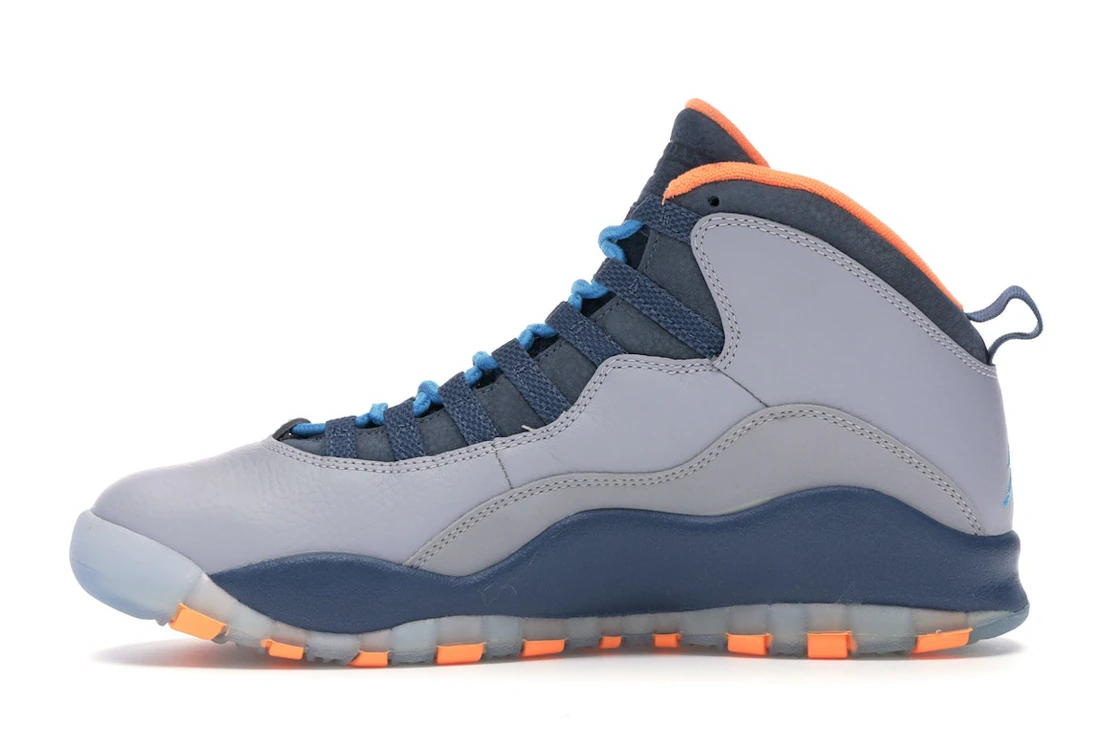 Vue 19 de Jordan 10 Retro Bobcats
