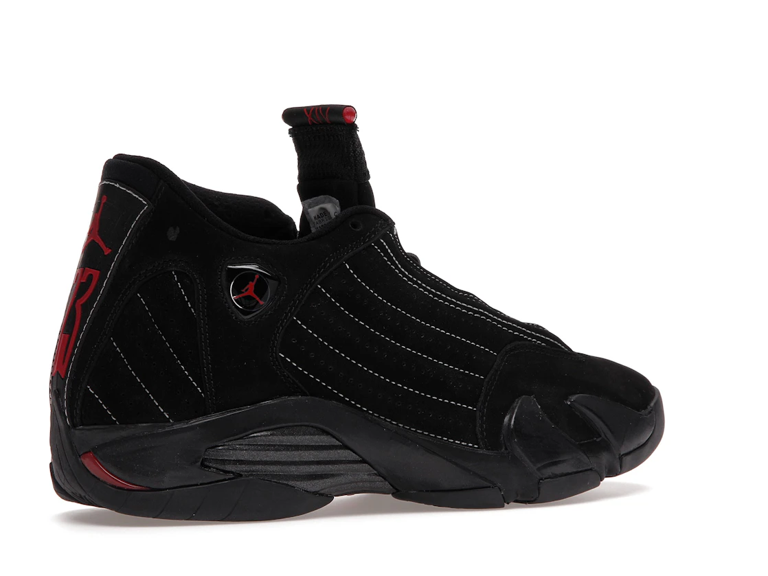 Vue 34 de Jordan 14 Retro Black CDP (2008)