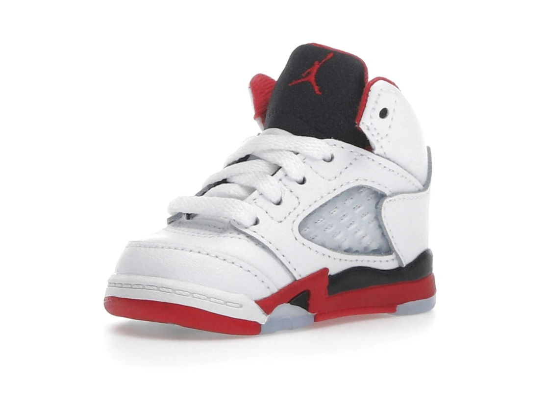 Vue 15 de Jordan 5 Retro Fire Red Black Tongue (2025) (TD)
