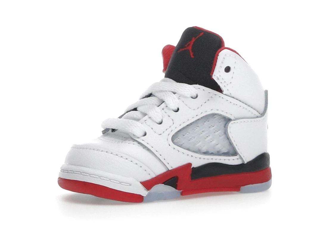 Vue 16 de Jordan 5 Retro Fire Red Black Tongue (2025) (TD)