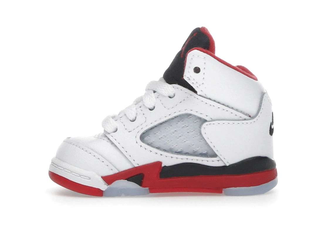 Vue 19 de Jordan 5 Retro Fire Red Black Tongue (2025) (TD)