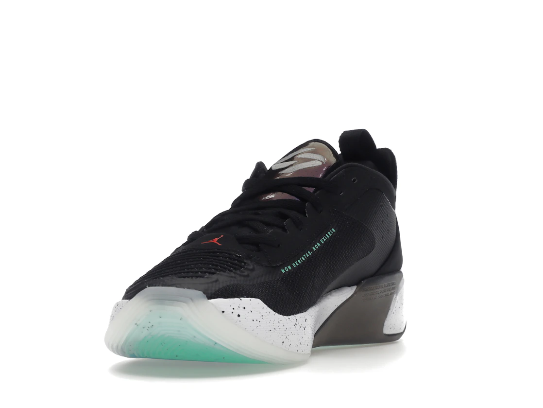 Vue 13 de Jordan Luka 1 Black Signal Blue