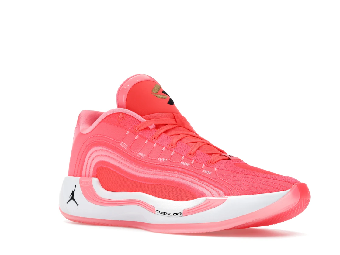Vue 5 de Jordan Luka 4 Hčerka