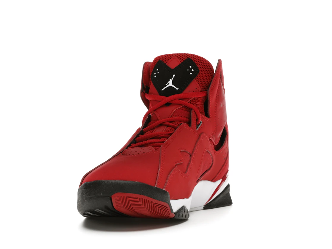 Vue 12 de Jordan True Flight Gym Red