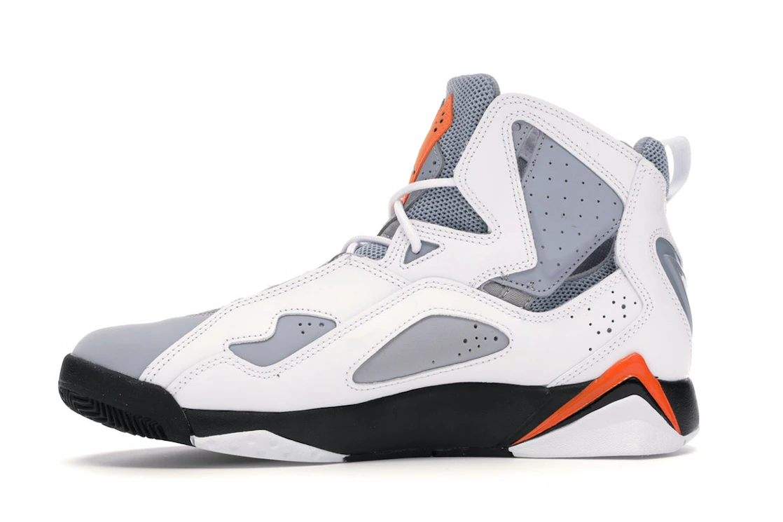 Vue 18 de Jordan True Flight White Orange Grey