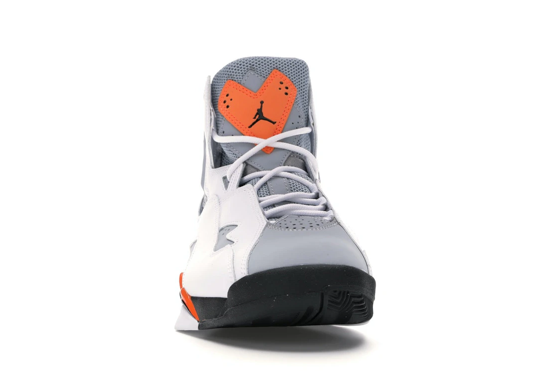 Vue 9 de Jordan True Flight White Orange Grey