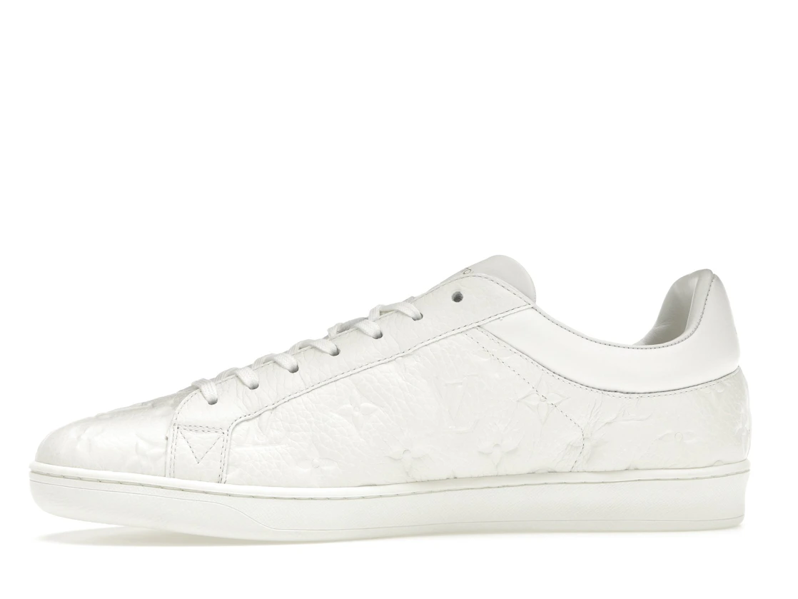 Vue 18 de Louis Vuitton Luxembourg Sneaker White Monogram