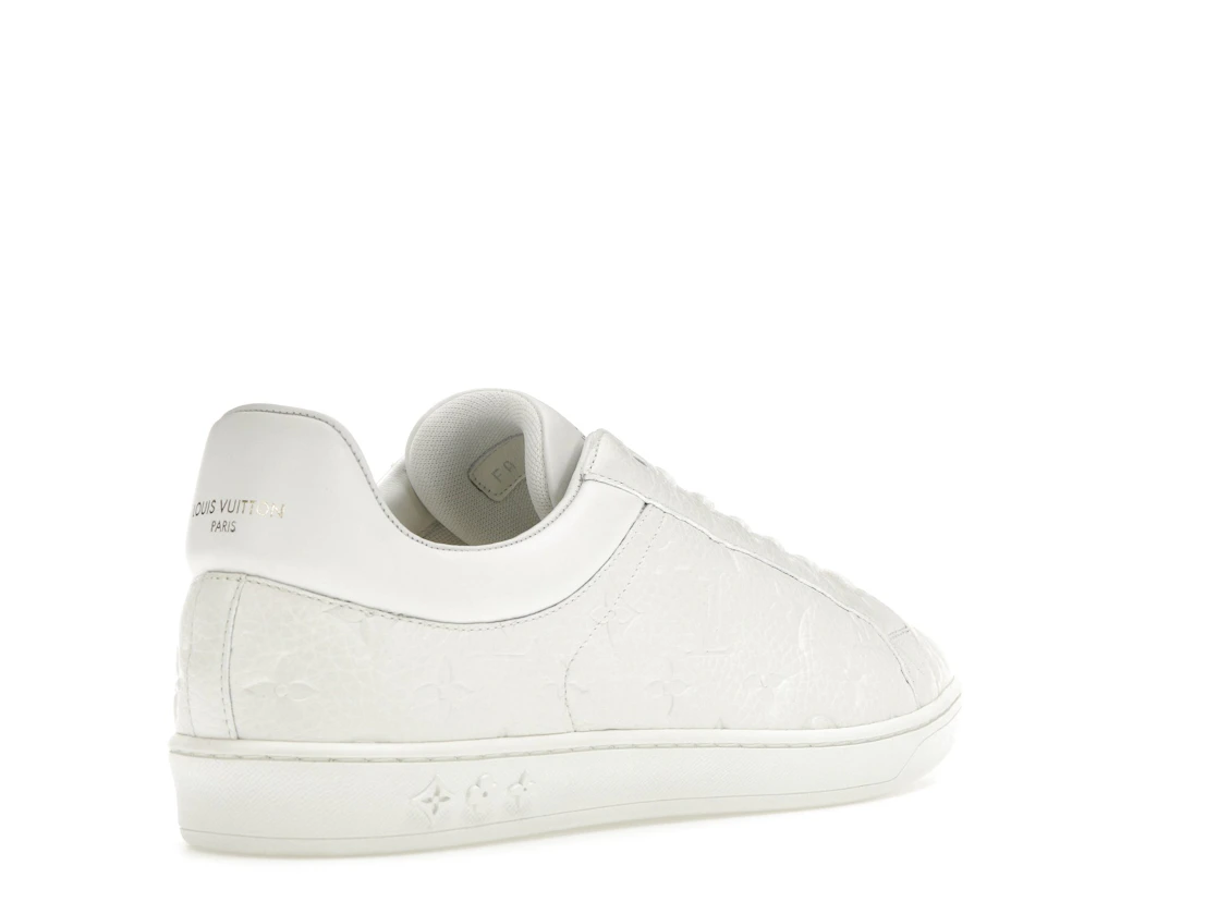Vue 32 de Louis Vuitton Luxembourg Sneaker White Monogram