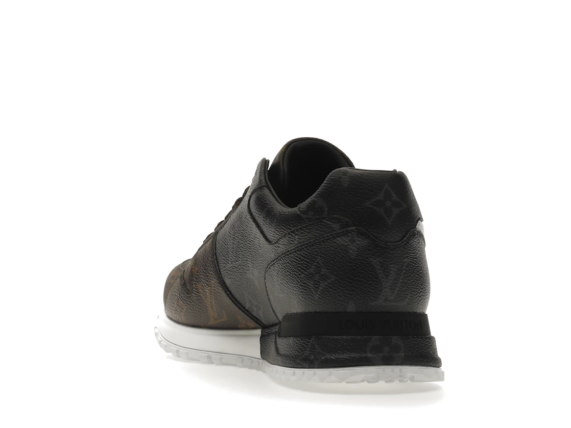 Vue 26 de Louis Vuitton Run Away Triple Monogram