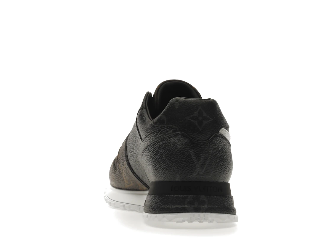 Vue 27 de Louis Vuitton Run Away Triple Monogram