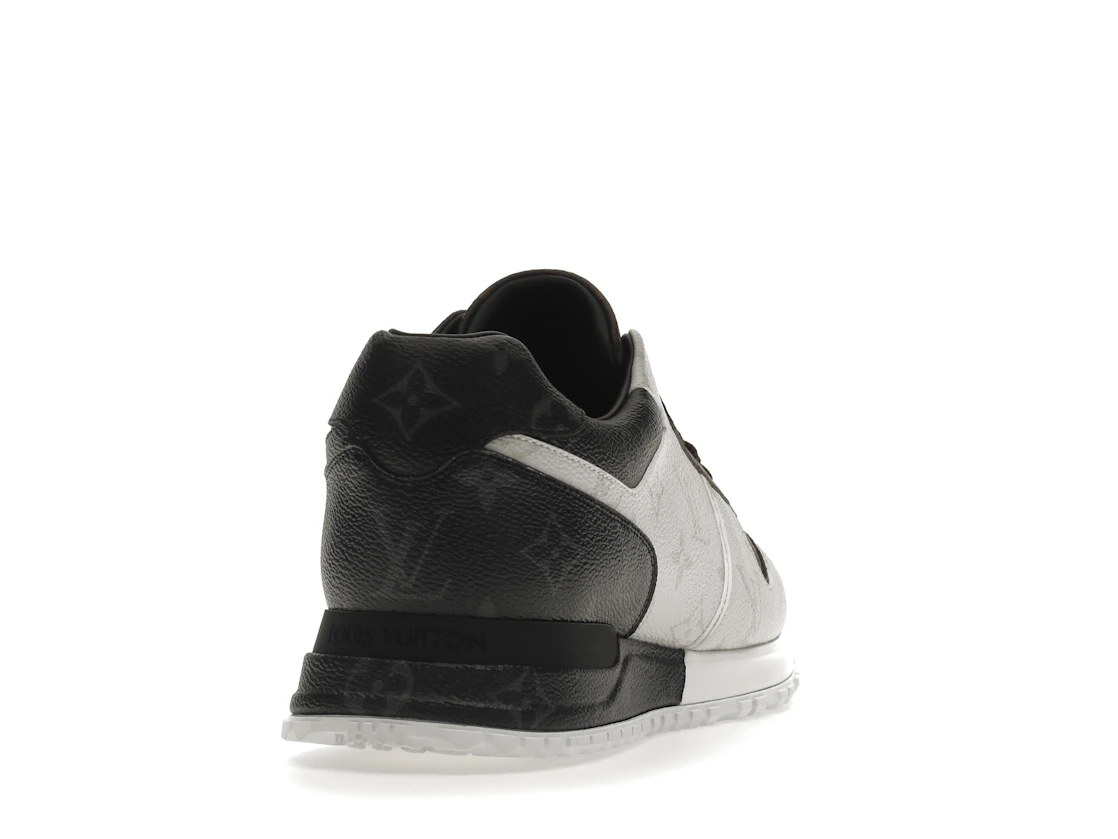 Vue 30 de Louis Vuitton Run Away Triple Monogram