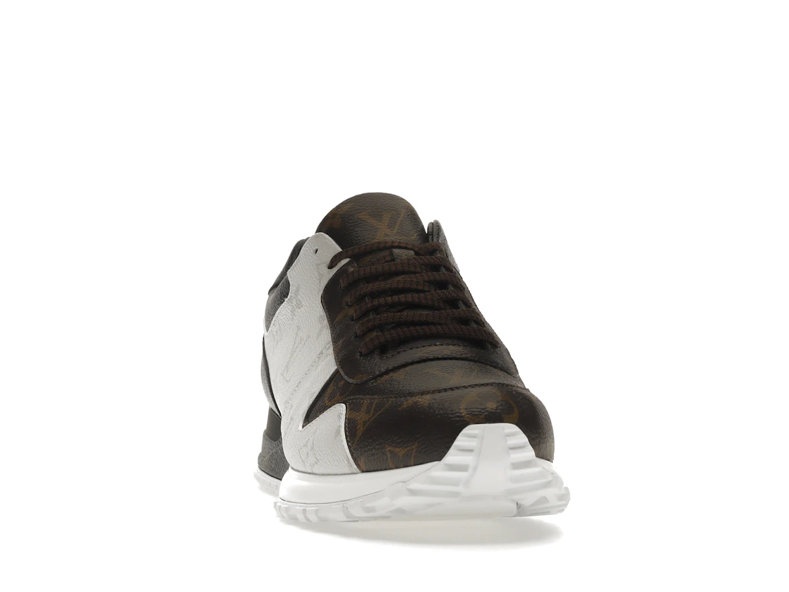 Vue 9 de Louis Vuitton Run Away Triple Monogram