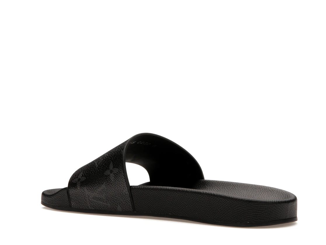 Vue 23 de Louis Vuitton Waterfront Mule Monogram Eclipse