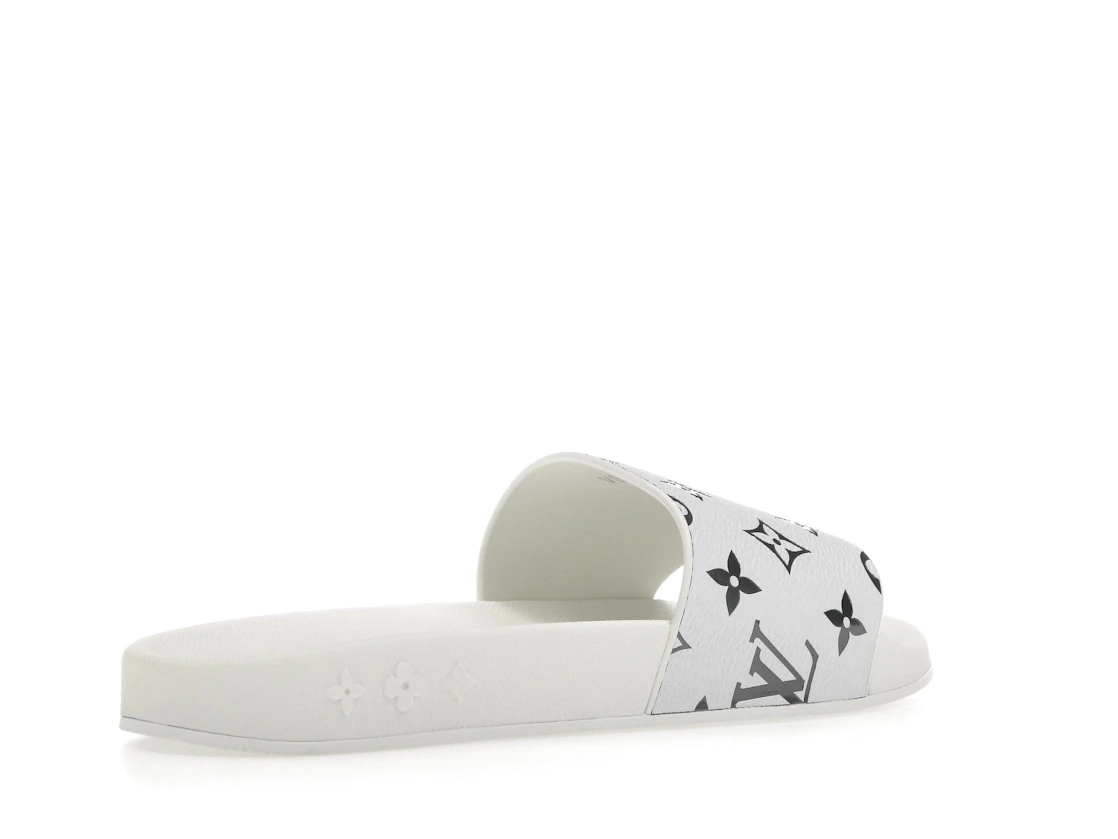 Vue 33 de Louis Vuitton Waterfront Mule Monogram White