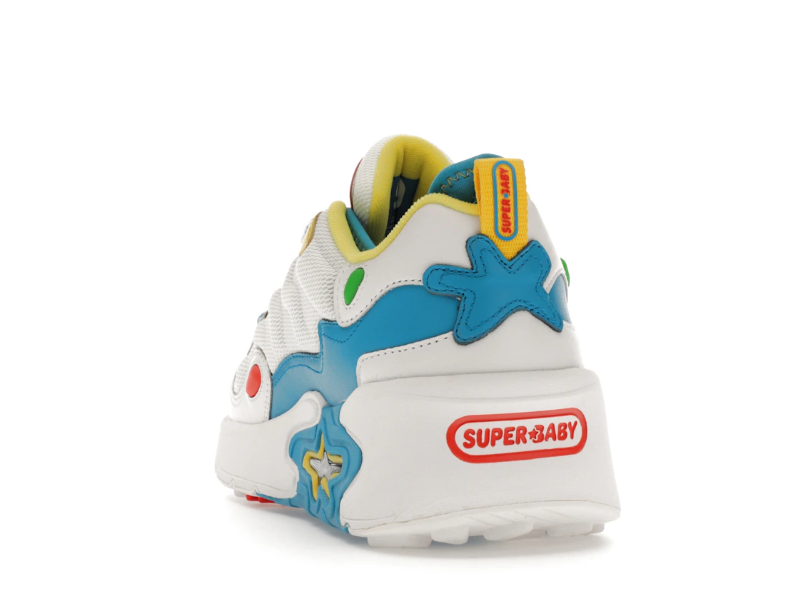 Vue 26 de MSCHF Super Baby Ollie