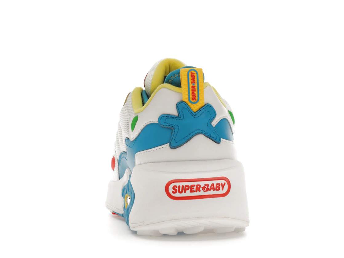 Vue 27 de MSCHF Super Baby Ollie