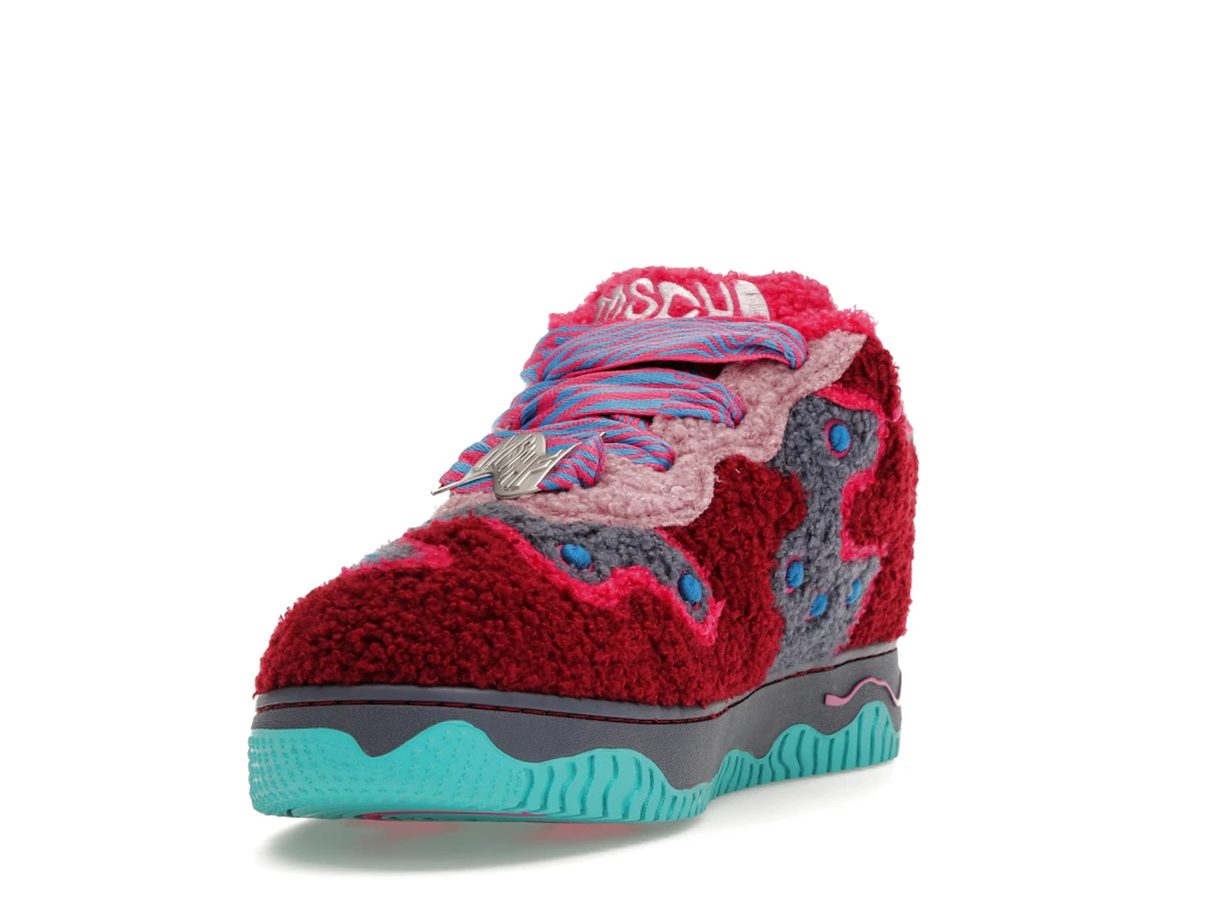 Vue 13 de MSCHF Super Normal 2 Kid Cudi Insano