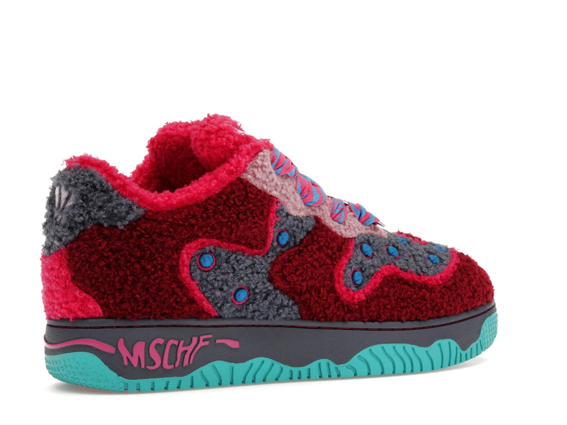 Vue 34 de MSCHF Super Normal 2 Kid Cudi Insano