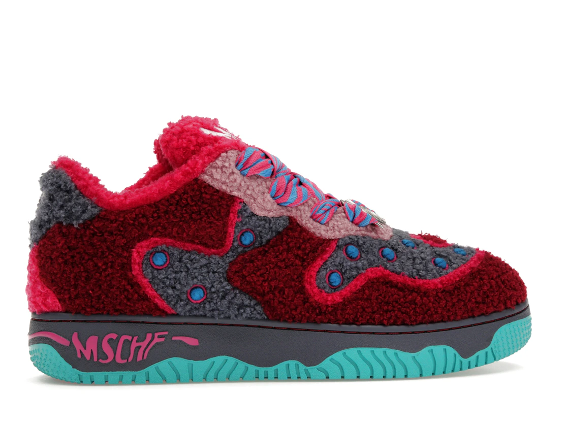 Vue 36 de MSCHF Super Normal 2 Kid Cudi Insano