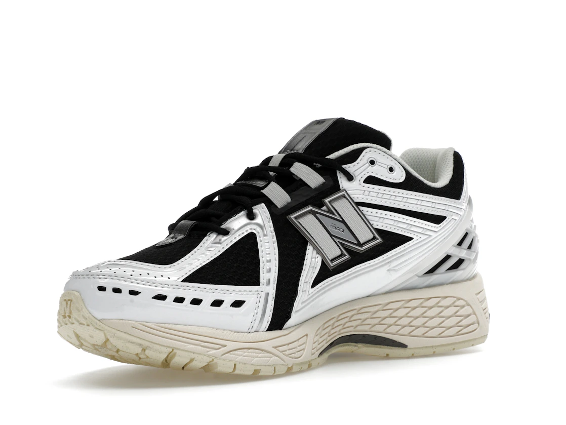 Vue 15 de New Balance 1906R White Black Metallic