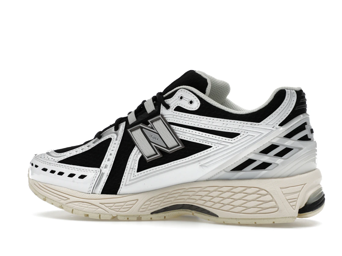 Vue 21 de New Balance 1906R White Black Metallic